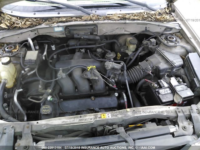 4F2YU09132KM12407 - 2002 MAZDA TRIBUTE LX/ES Champagne photo 10