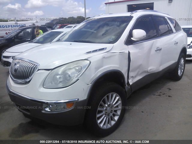 5GALRBED8AJ156603 - 2010 BUICK ENCLAVE CXL WHITE photo 6