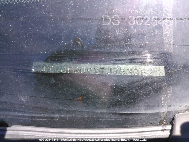 4T1CE30PX7U753062 - 2007 TOYOTA CAMRY SOLARA SE/SLE ნაცრისფერი ფოტო 9