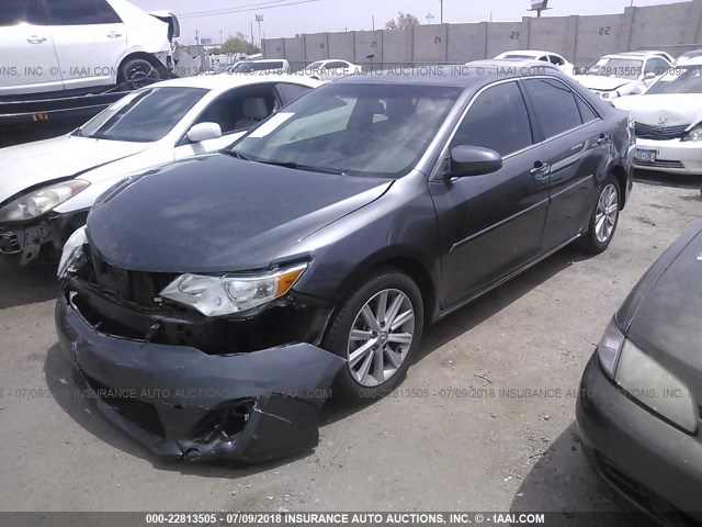 4T4BF1FK7ER398752 - 2014 TOYOTA CAMRY L/SE/LE/XLE 灰色 照片 2