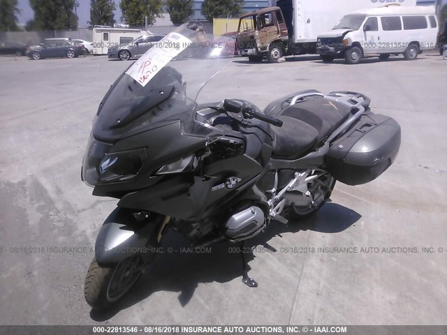 WB10A1304EZ191209 - 2014 BMW R1200 RT GRAY photo 2