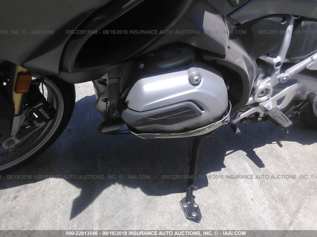 WB10A1304EZ191209 - 2014 BMW R1200 RT GRAY photo 9