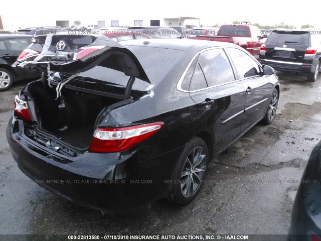 4T1BF1FK8FU986753 - 2015 TOYOTA CAMRY LE/XLE/SE/XSE BLACK photo 4