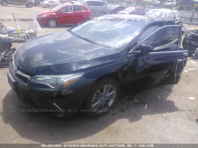 4T1BF1FK9GU545196 - 2016 TOYOTA CAMRY LE/XLE/SE/XSE 黑色 照片 2