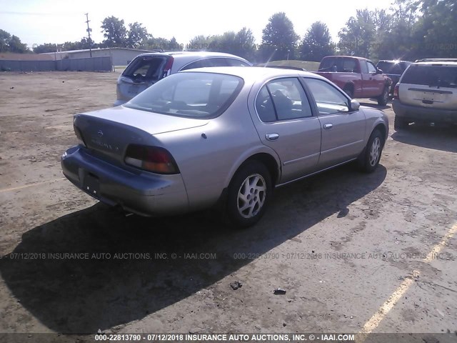 JN1CA21A1XT106093 - 1999 NISSAN MAXIMA GLE/GXE/SE GRAY photo 4