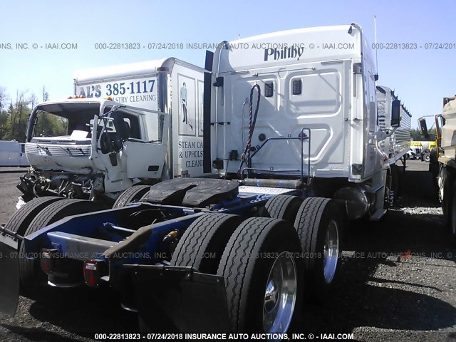 1FUJGLDR8ASAU3612 - 2010 FREIGHTLINER CASCADIA 125  WHITE photo 4