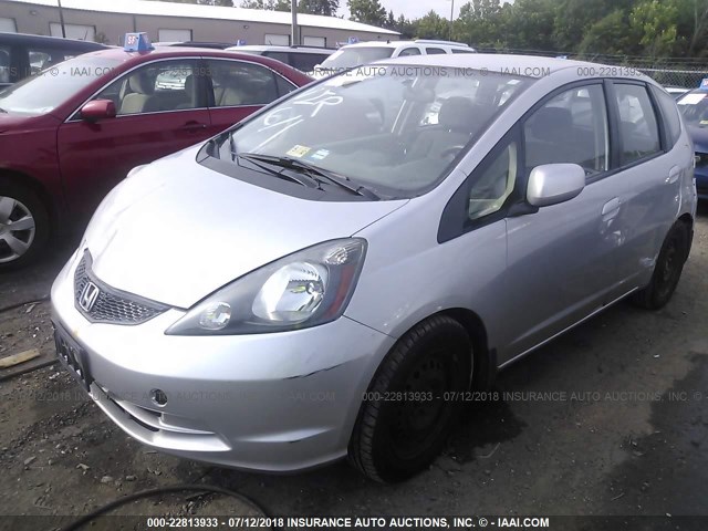 JHMGE8H38DC014213 - 2013 HONDA FIT SILVER photo 2