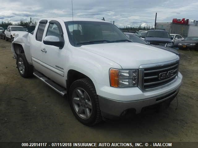 1GTR2VE71DZ124719 - 2013 GMC SIERRA K1500 SLE WHITE photo 1