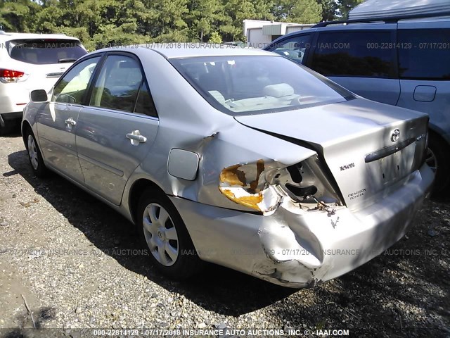 4T1BE32K33U696081 - 2003 TOYOTA CAMRY LE/XLE/SE SILVER photo 3