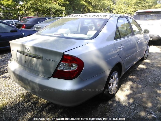 4T1BE32K33U696081 - 2003 TOYOTA CAMRY LE/XLE/SE Gümüş foto 4