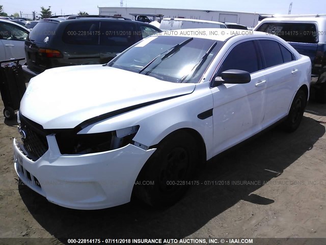 1FAHP2MKXDG227141 - 2013 FORD TAURUS POLICE INTERCEPTOR WHITE photo 2