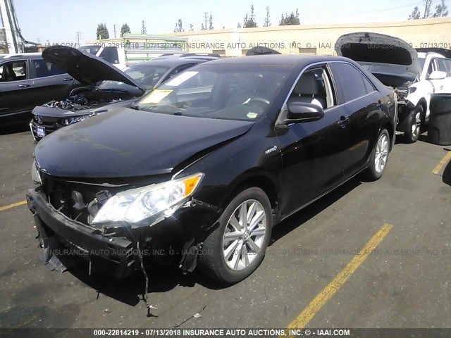 4T1BD1FK2EU098214 - 2014 TOYOTA CAMRY HYBRID/LE/XLE 黑色 照片 2