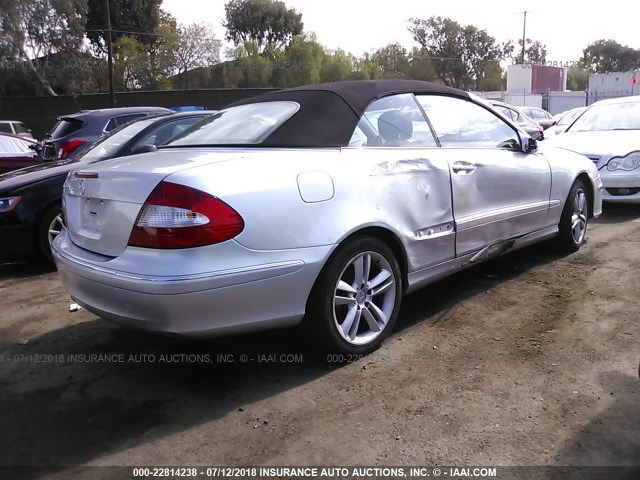 WDBTK56J66F173370 - 2006 MERCEDES-BENZ CLK 350 SILVER photo 4