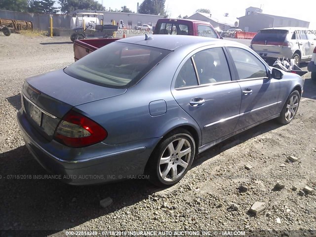 WDBUF56X77B094411 - 2007 MERCEDES-BENZ E 350 BLUE photo 4