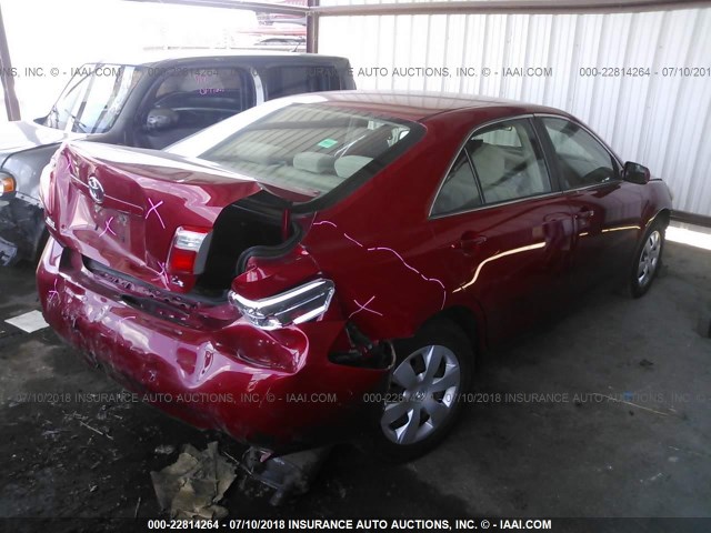 4T4BE46K89R075966 - 2009 TOYOTA CAMRY SE/LE/XLE RED photo 4