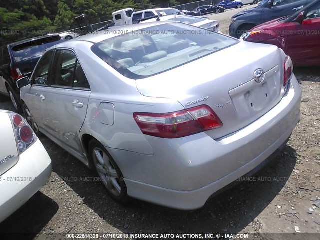 4T1BE46K27U547473 - 2007 TOYOTA CAMRY NEW GENERAT CE/LE/XLE/SE SILVER photo 3