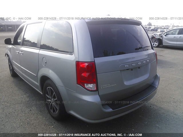 2C4RDGCG9HR631571 - 2017 DODGE GRAND CARAVAN SXT GRAY photo 3