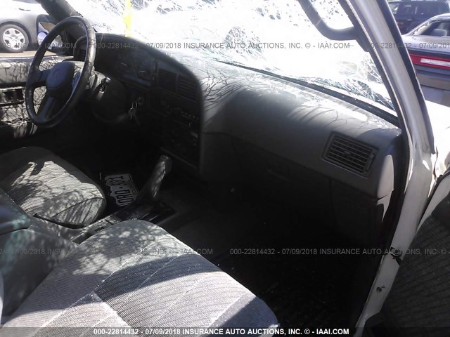 JT3VN39W5P0105812 - 1993 TOYOTA 4RUNNER VN39 SR5 WHITE photo 5