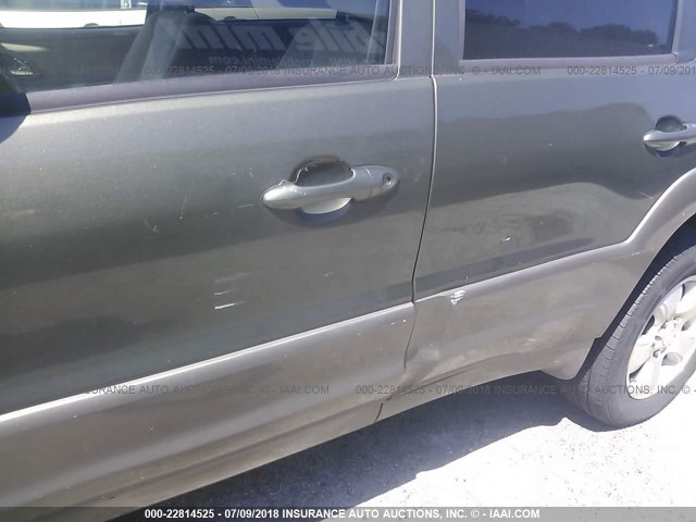 4F2YU08132KM36871 - 2002 MAZDA TRIBUTE LX/ES 绿色 照片 6