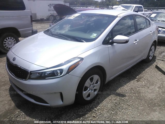 3KPFL4A75HE110064 - 2017 KIA FORTE LX/S SILVER photo 2