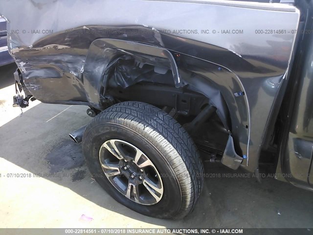 3TMAZ5CN8HM045100 - 2017 TOYOTA TACOMA DBL CAB/SR5/TRD SPORT/OR GRAY photo 6