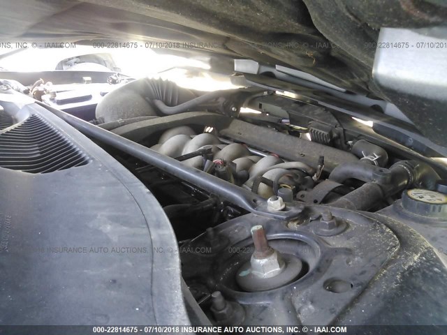 1LNHM97V61Y690039 - 2001 LINCOLN CONTINENTAL  Schwarz Foto 10