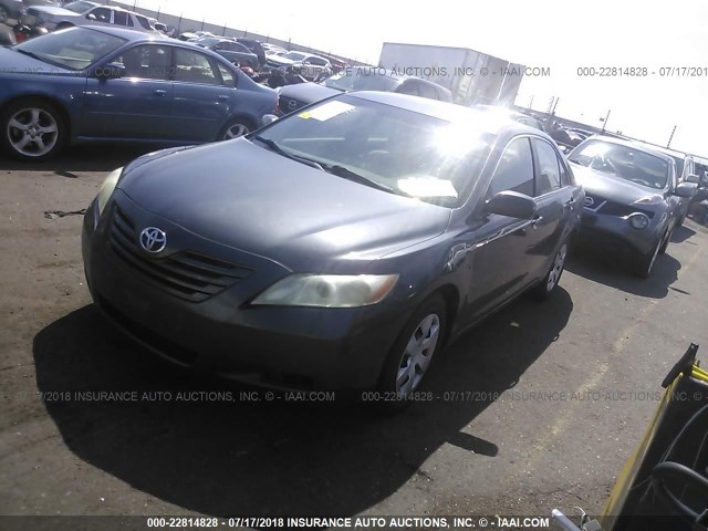 4T1BK46KX9U588381 - 2009 TOYOTA CAMRY SE/LE/XLE SILVER photo 2