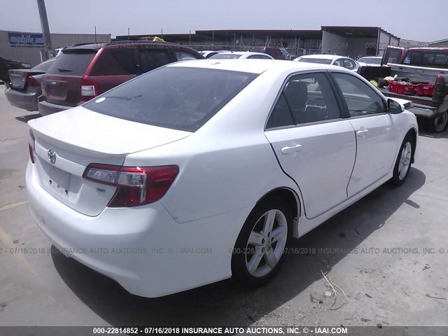 4T1BF1FK2EU810960 - 2014 TOYOTA CAMRY L/SE/LE/XLE თეთრი ფოტო 4