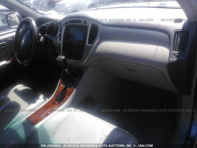 JTEEW21A360028175 - 2006 TOYOTA HIGHLANDER HYBRID BLUE photo 5