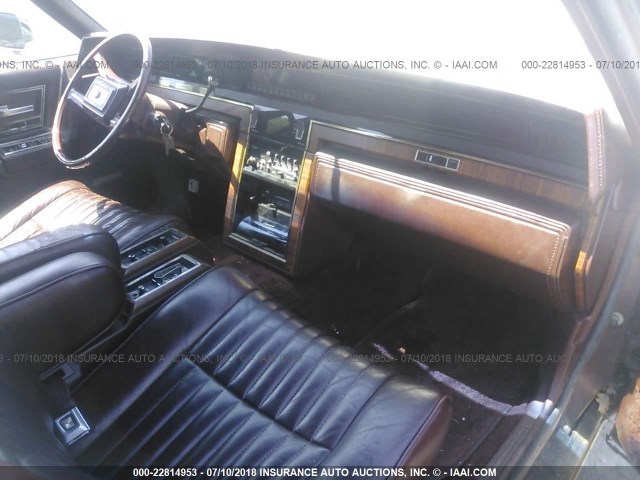 1MRBP98F4CY658389 - 1982 LINCOLN CONTINENTAL  栗色 照片 5