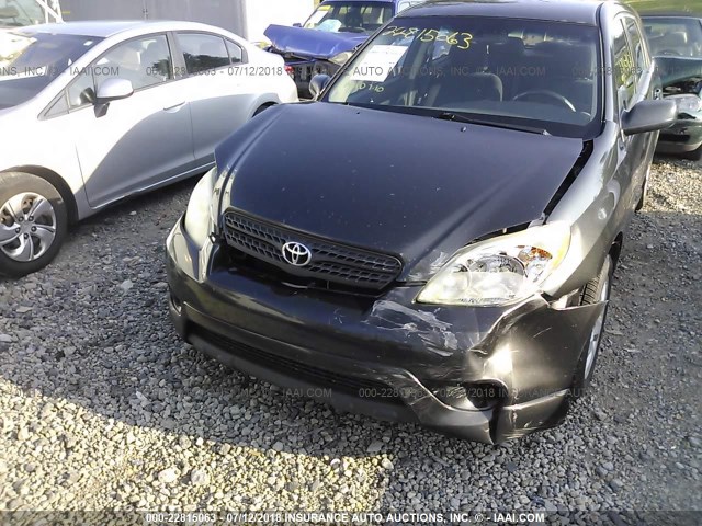 2T1LR32E25C359148 - 2005 TOYOTA COROLLA MATRIX XR BLACK photo 6