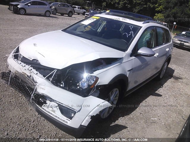 3VWH17AU3HM512402 - 2017 VOLKSWAGEN Golf Alltrack S/SE/SEL 白色 照片 2