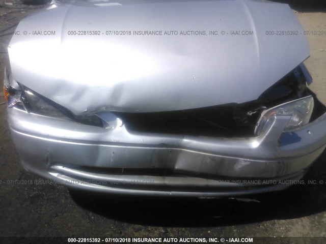 JT2BG22K1Y0425245 - 2000 TOYOTA CAMRY CE/LE/XLE 银色 照片 6