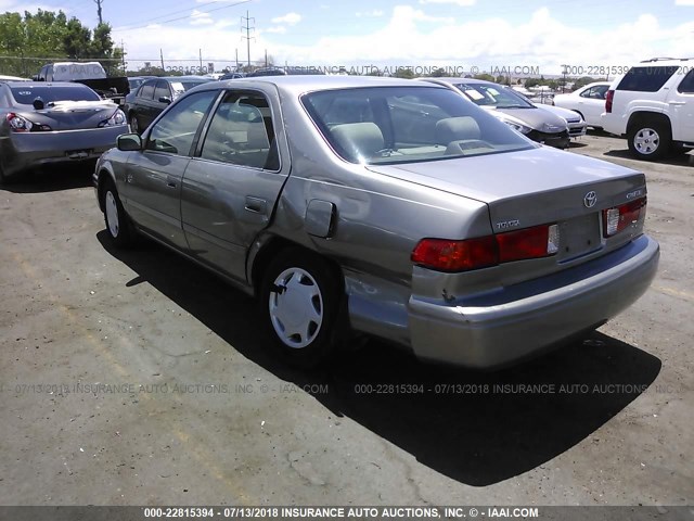 4T1BG22K1YU682935 - 2000 TOYOTA CAMRY CE/LE/XLE 金色 照片 3