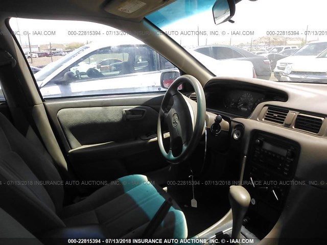 4T1BG22K1YU682935 - 2000 TOYOTA CAMRY CE/LE/XLE 金色 照片 5
