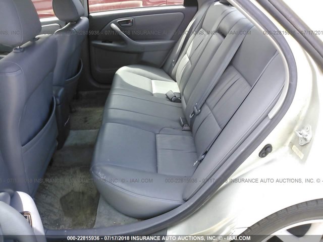 JT2BF28K610337193 - 2001 TOYOTA CAMRY LE/XLE SILVER photo 8