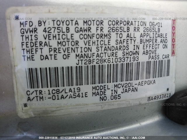 JT2BF28K610337193 - 2001 TOYOTA CAMRY LE/XLE SILVER photo 9