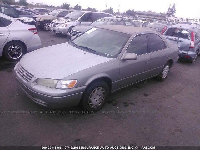 4T1BG22K3VU126704 - 1997 TOYOTA CAMRY CE/LE/XLE TAN photo 2