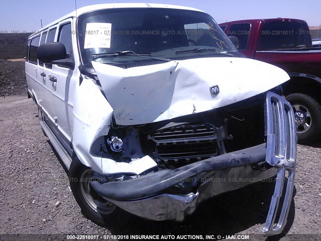 2B5WB35ZXYK130593 - 2000 DODGE RAM WAGON B3500 WHITE photo 6