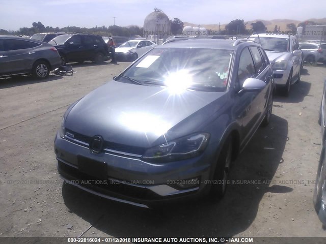 3VWH17AU9JM750924 - 2018 VOLKSWAGEN Golf Alltrack S/SE/SEL 灰色 照片 2