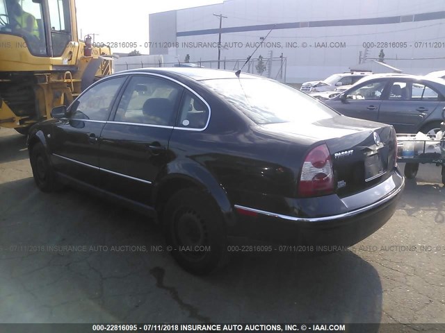 WVWMD63B33P435984 - 2003 VOLKSWAGEN PASSAT GL BLACK photo 3