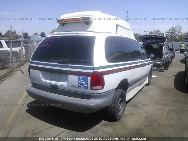 1B4GP44R8VB469436 - 1997 DODGE GRAND CARAVAN SE/SPORT WHITE photo 4