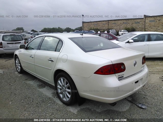 1G4HE57Y48U107002 - 2008 BUICK LUCERNE CXS WHITE photo 3