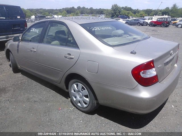 4T1BE32K93U685473 - 2003 TOYOTA CAMRY LE/XLE/SE თაფლისფერი ფოტო 3