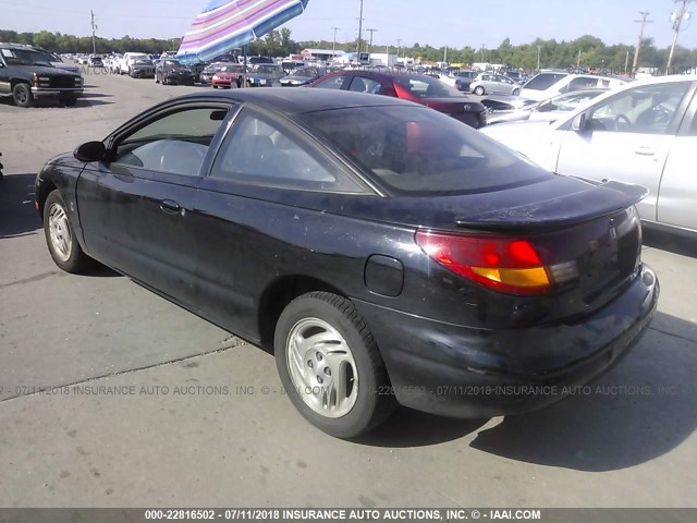 1G8ZG1272WZ111179 - 1998 SATURN SC2 BLACK photo 3