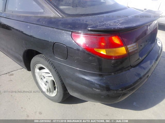 1G8ZG1272WZ111179 - 1998 SATURN SC2 BLACK photo 6
