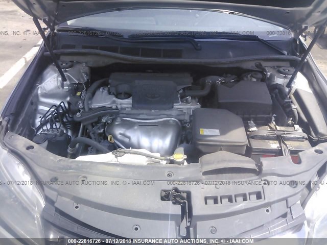 4T1BF1FK2FU087578 - 2015 TOYOTA CAMRY LE/XLE/SE/XSE 银色 照片 10