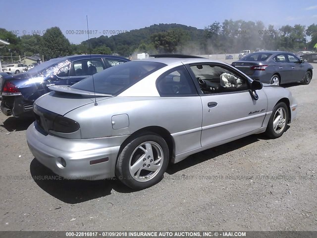 1G2JD12TXY7392031 - 2000 PONTIAC SUNFIRE GT SILVER photo 4