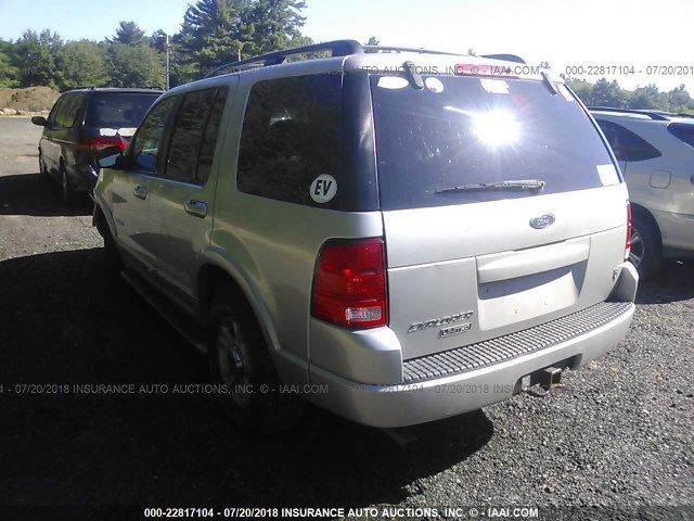 1FMDU75W52ZC93917 - 2002 FORD EXPLORER LIMITED 银色 照片 3