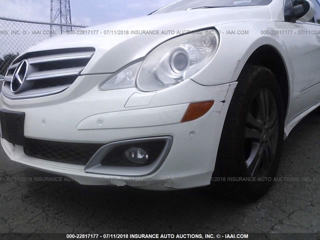 4JGCB75E27A058700 - 2007 MERCEDES-BENZ R 500 WHITE photo 6